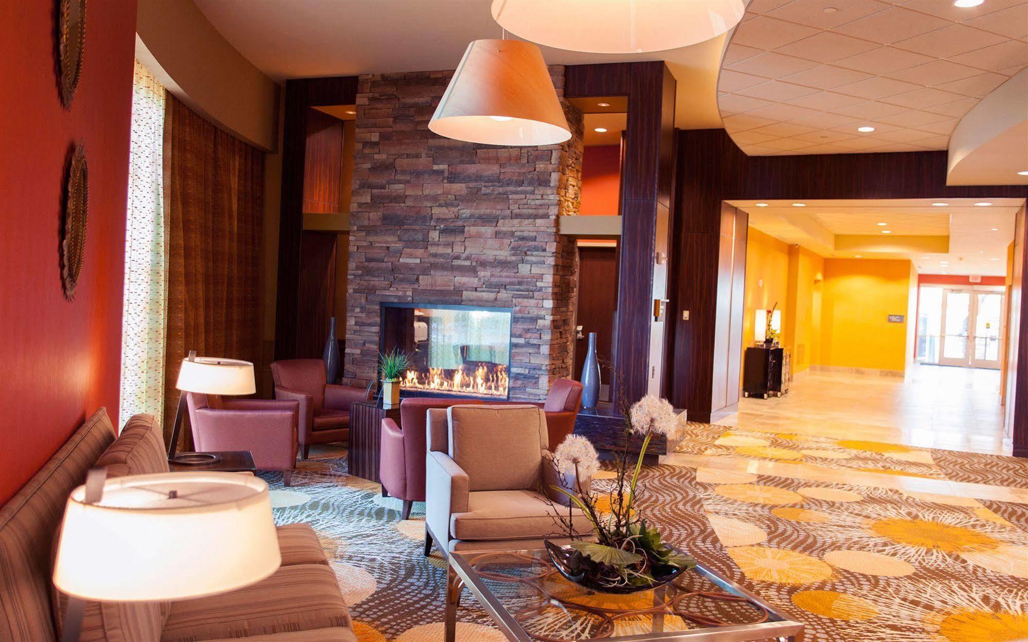 Apache Casino Hotel Лотон Экстерьер фото