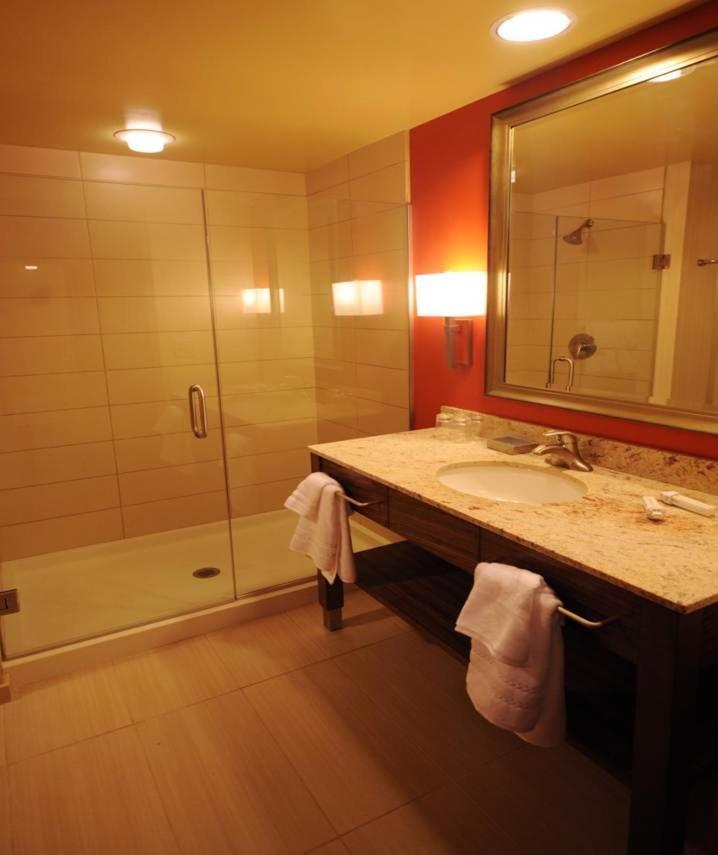 Apache Casino Hotel Лотон Экстерьер фото